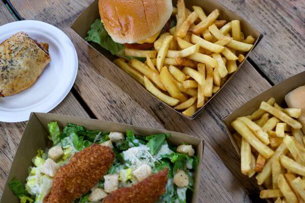Eating out in Bucks - family friendly meals at Hogshaw Farm